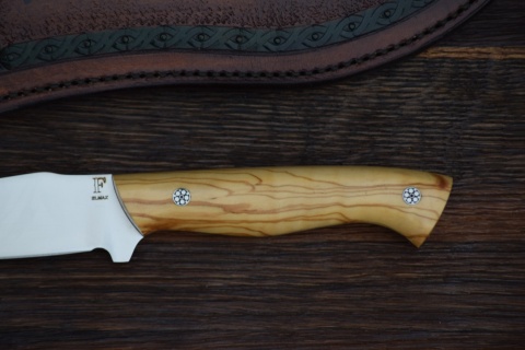 Nóż Myśliwski "HUNTER" ELMAX