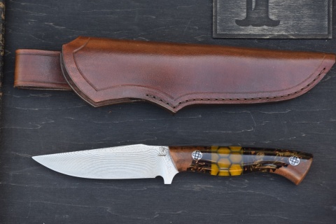 28 Nóż Myśliwski "HUNTER" DAMAX