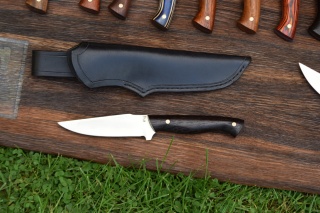 Nóż Myśliwski "HUNTER"