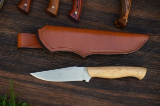 Nóż Myśliwski "HUNTER"