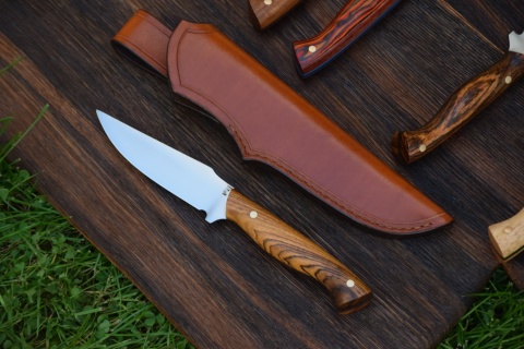 Nóż Myśliwski "HUNTER"